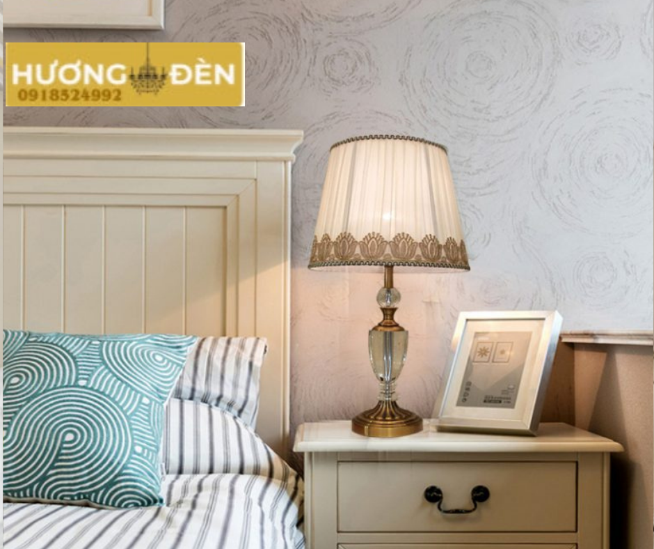 ĐÈN BÀN PHA LÊ ĐB72